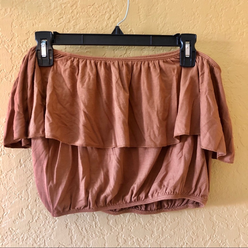 off the shoulder crop top!